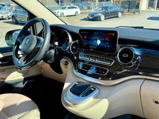Mercedes-Benz V 300 d 4Matic L AMG 2.0 174kW