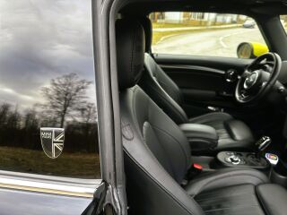 MINI Cooper SE Mini Yours 75кВ
