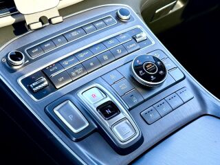 Hyundai Santa Fe Calligraphy Hybrid 4WD 1.6 132kW