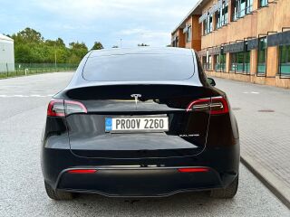 Tesla Model Y Long Range 4WD 378kW