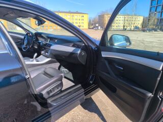 BMW 520 I - F11 Touring 2.0 R-4 135kW