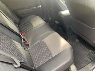 Toyota C-HR Crossover Luxury Navi e-CVT 1.8 VVT-i Hybrid Electric Vehicle 37kW+ 72kW