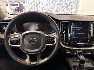 Volvo XC60 Inscription D4 2.0 140кВ