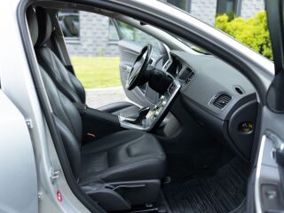 Volvo V60 Elegance Facelift Line 2.0 133kW