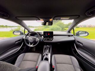 Toyota Corolla Active Plus 1.8 72кВ