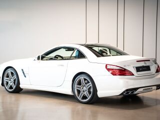 Mercedes-Benz SL 63 AMG 5.5 V8 395kW