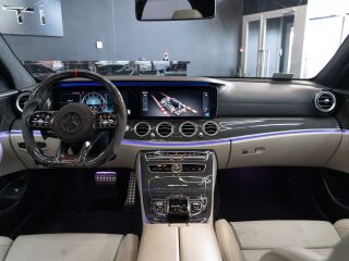 Mercedes-Benz E 63 AMG S 4Matic Night Pakett 4.0 V8 450kW