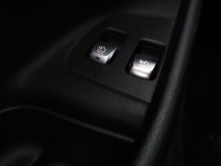 Mercedes-Benz E 200 T Avantgarde 2.0 R4 135kW