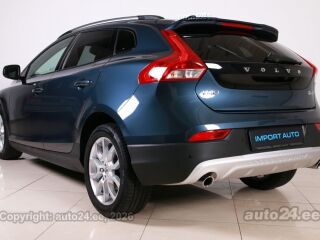 Volvo V40 Cross Country SUMMUM INTELLI SAFE MY17 2.0 D4 140кВ