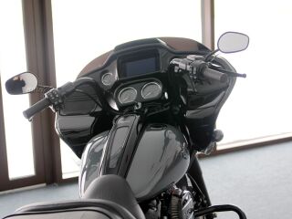 Harley-Davidson Road Glide V-Twin Milwaukee-Eight