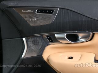 Volvo XC90 AWD ULTIMATE DARK 7 LUXURY XENIUM FULL 2.0 T8 Recharge Long Range Plug-In-Hybrid 335kW