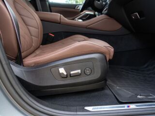 BMW X6 xDrive30d M-Sportpakett Facelift 3.0 210кВ