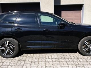 Volvo XC60 R-Design B4 H&K 2.0 145kW