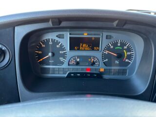 Mercedes-Benz Axor 1824 4x2 175kW