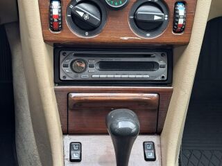 Mercedes-Benz 230 2.3 100kW