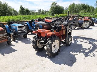 Yanmar F-15 frontaallaadur freesiga