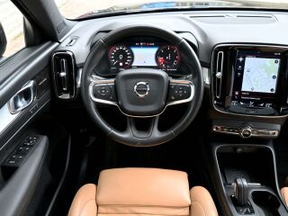 Volvo XC40 AWD H&K INSCRIPTION INTELLI SAFE MY2018 2.0 D4 140kW