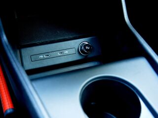 Audi Q4 e-tron S-Line / Competition 125кВ
