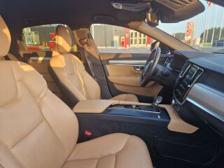 Volvo S90 Momentum 2.0 T4 140kW