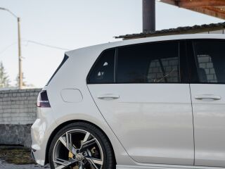 Volkswagen Golf MK7R 4Motion 2.0 R4 221kW