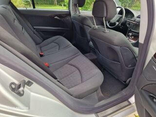 Mercedes-Benz E 220 2.1 110kW
