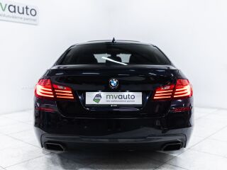 BMW 530 Facelift M-Sportpakett M550D LOOK 3.0 190kW
