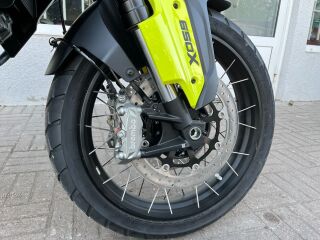 QJ Motor SVT 650 X kohvritega V2 57kW