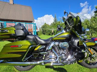 Harley-Davidson FLHTKSE CVO LIMITED V2 75kW