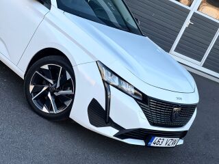 Peugeot 308 Allure Premium 1.5 96kW