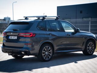 BMW X5 M pakett 3.0 210kW