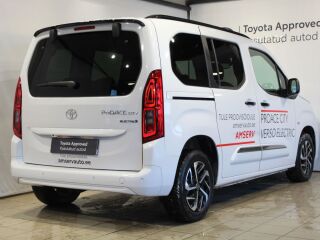 Toyota ProAce City City Verso Compact Electric Family 62kW