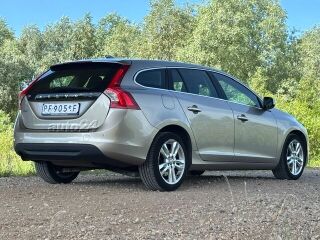 Volvo V60 1.2 R4 84kW