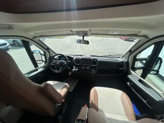 Bürstner T690 G Limited Riva loft 2.2 103kW