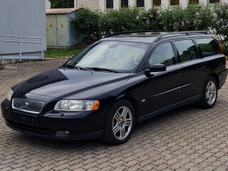 Volvo V70 D5
