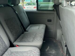 Volkswagen Caravelle 2.5 96kW