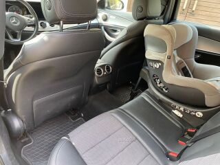 Mercedes-Benz E 220 2.0 143kW