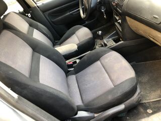 Volkswagen Golf 1.9 TD 66kW