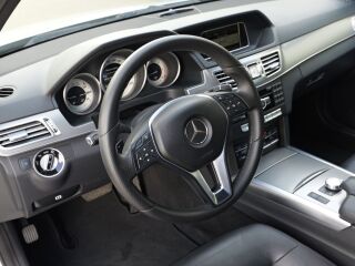 Mercedes-Benz E 200 AMG - Pakk 2.1 100kW