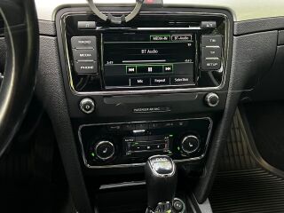 Skoda Superb Ambition 1.8 TSI 118kW