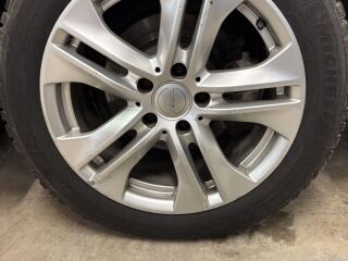 Mercedes-Benz E 220 BlueEfficiency Avantgarde 2.1 120kW