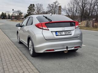 Honda Civic 1.8 104kW