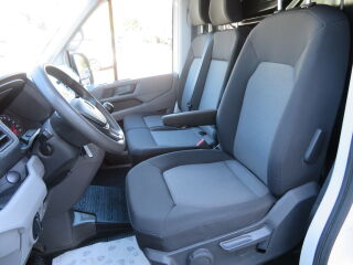 Volkswagen Crafter L4H2 2.0 103кВ