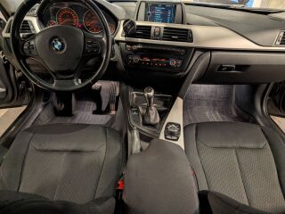BMW 328 2.0 180kW