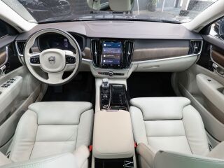 Volvo V90 AWD T6 Recharge Plug-In Hybrid Inscription 2.0 251кВ
