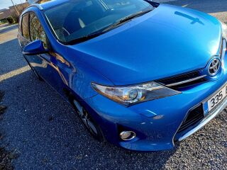 Toyota Auris 1.6 97кВ