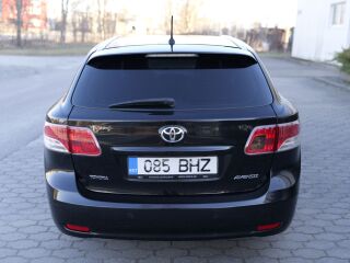 Toyota Avensis 2.2 110кВ
