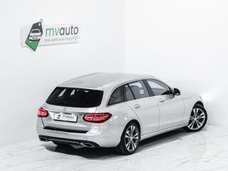 Mercedes-Benz C 350 Avantgarde Options Plus Hybrid 2.0 155kW