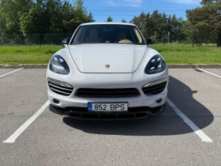 Porsche Cayenne 3.0 180кВ