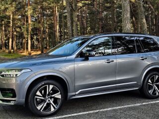 Volvo XC90 Inscription AWD R-Design 2.0 B5 KERS MildHybrid 173kW
