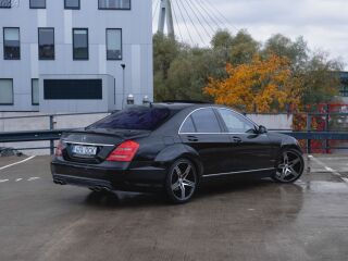 Mercedes-Benz S 500 AMG-Pakett 5.5 V8 285kW
